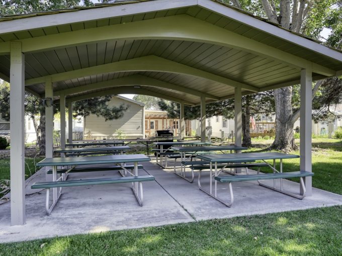 Pergola with tables